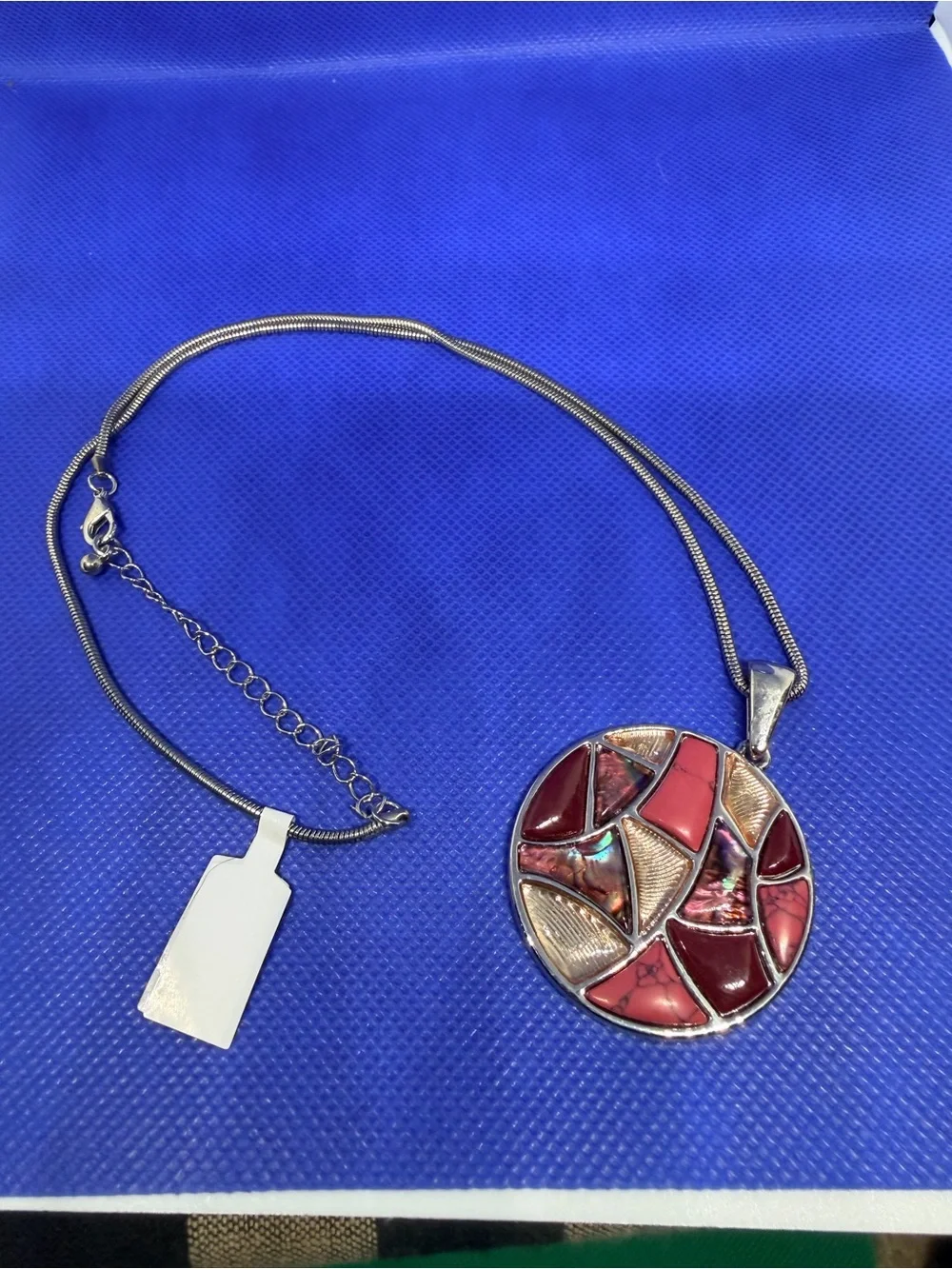 Red Mosaic Inlay Pendant Necklace